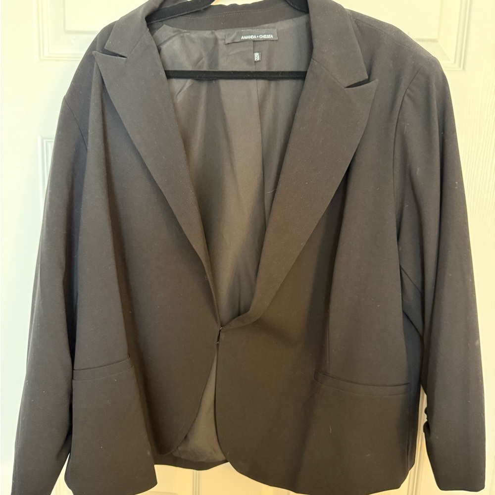 Amanda & Chelsea Classic Black Blazer
